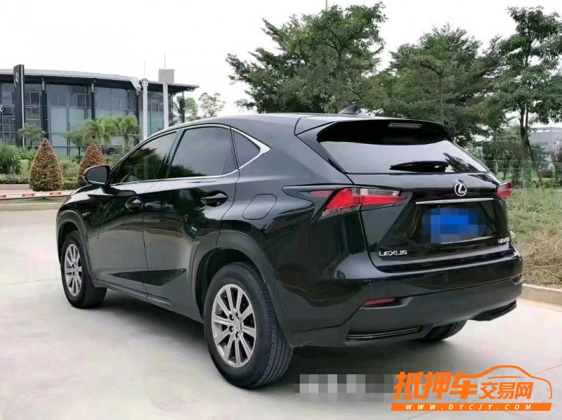 潍坊16年雷克萨斯NX3
