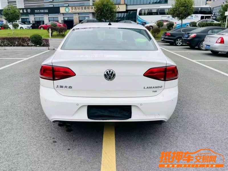 鄂州15年大眾凌渡5