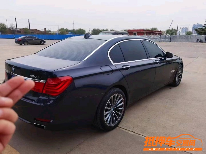 北京10年宝马7系8