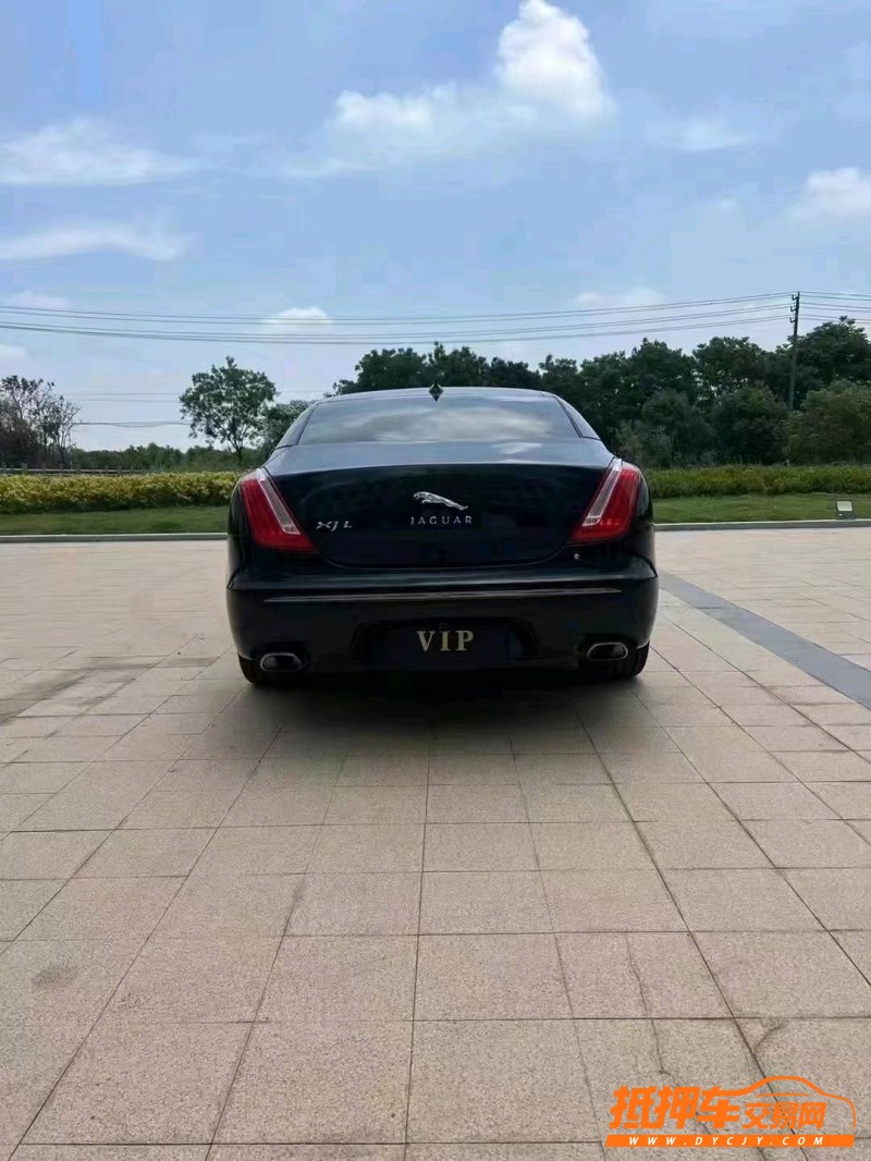 連云港13年捷豹XJL5