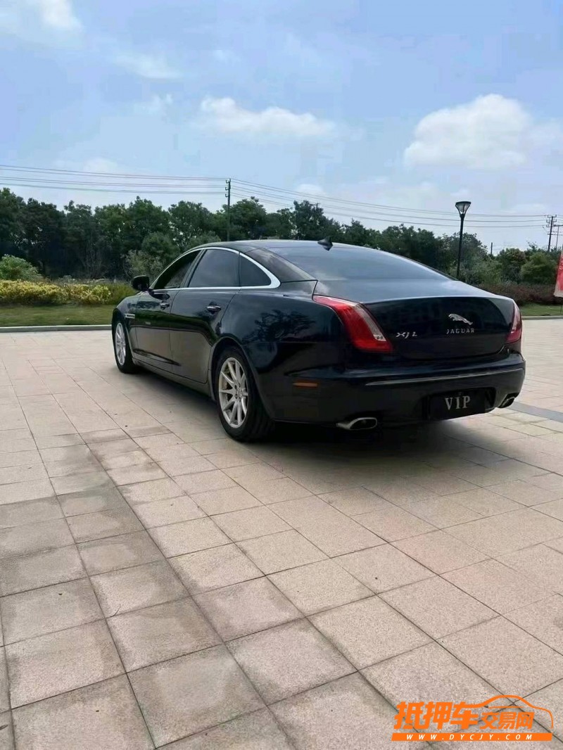 連云港13年捷豹XJL8