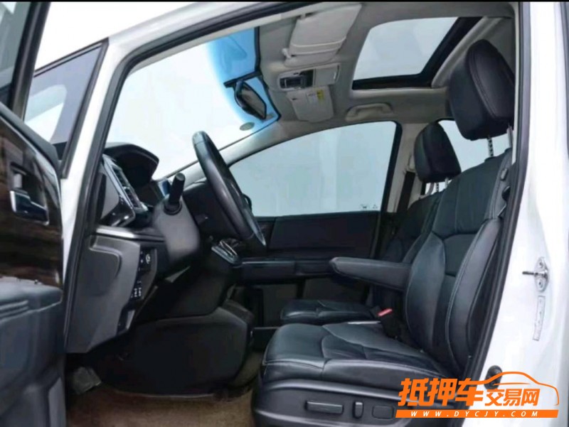 潍坊18年本田艾力绅3