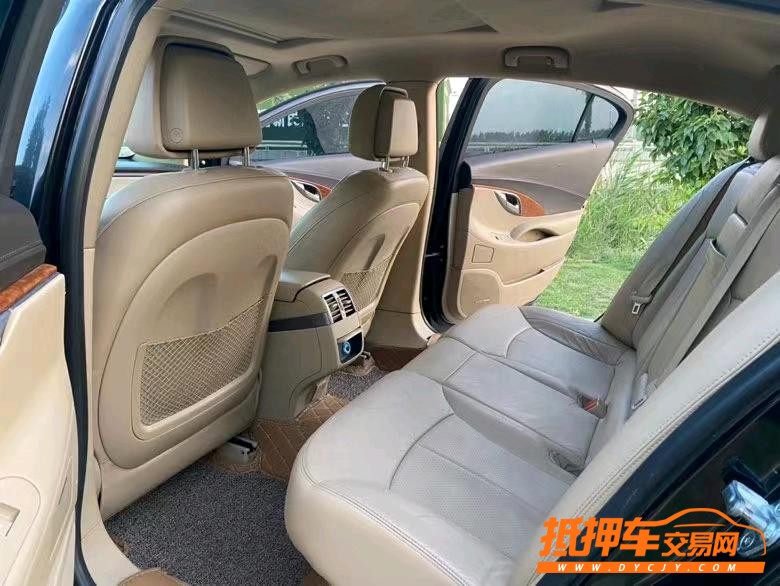 徐州12年别克君越7