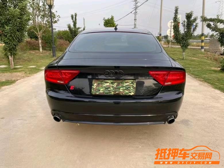 徐州13年奥迪A7L1