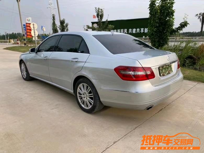 徐州13年奔驰E8
