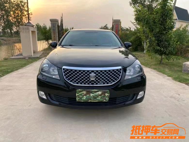 徐州12年丰田皇冠1