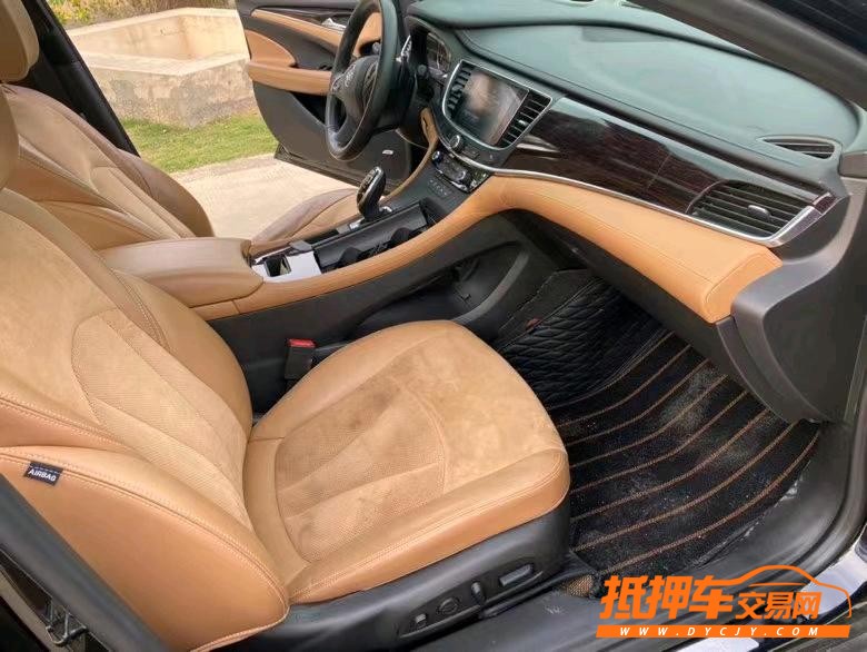 徐州19年别克君越5