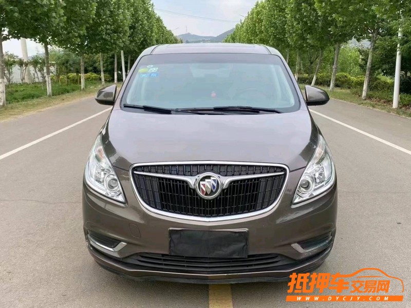 南通18年別克GL81