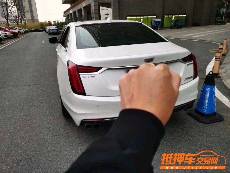 深圳20年凱迪拉克CT69