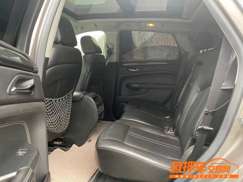 东莞12年凯迪拉克SRX7