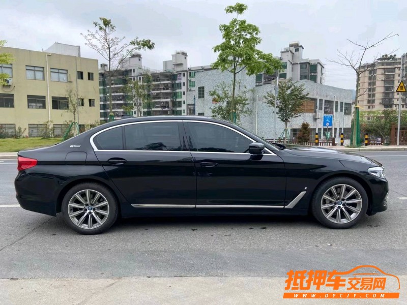 廣州18年寶馬5系3
