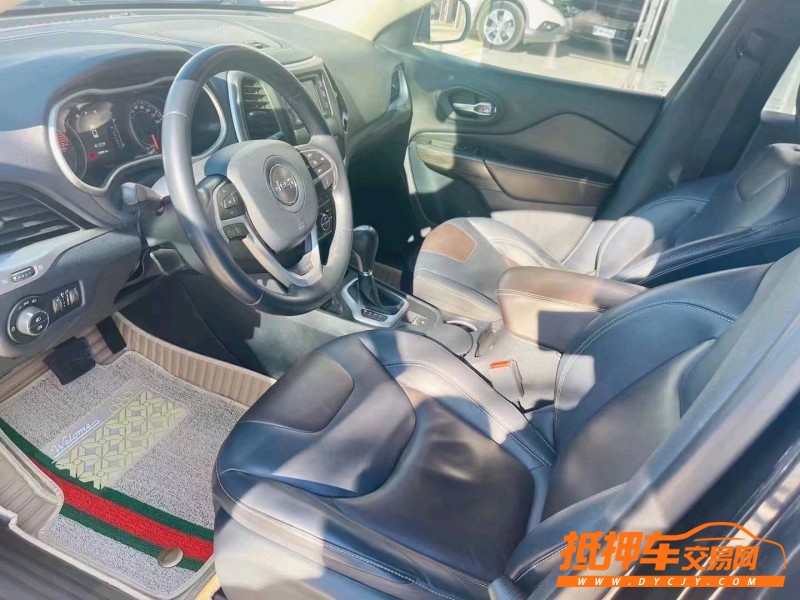 北京16年Jeep自由光4