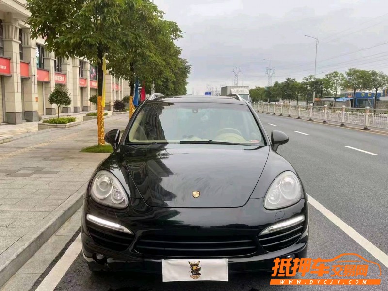 廣州14年保時捷卡宴1