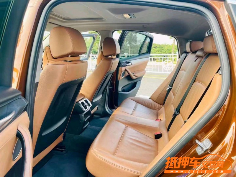 廣州16年寶馬X44
