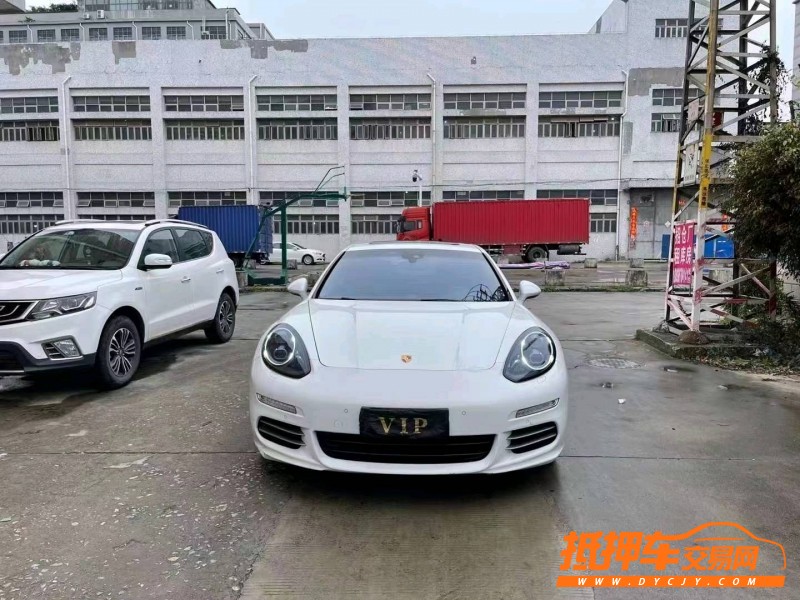廣州13年保時捷帕拉梅拉8