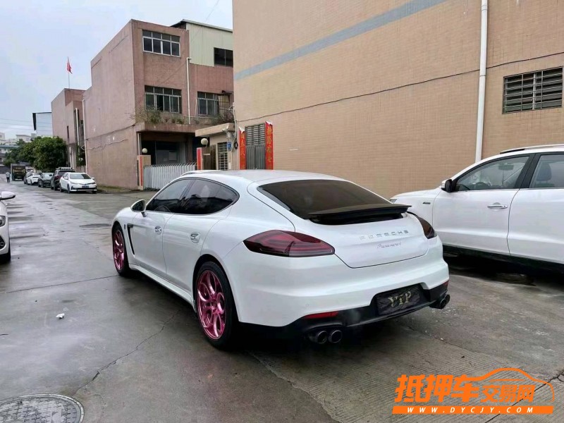 廣州13年保時捷帕拉梅拉2