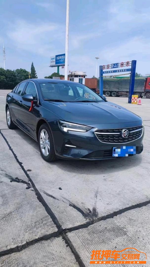 烟台22年别克君威2