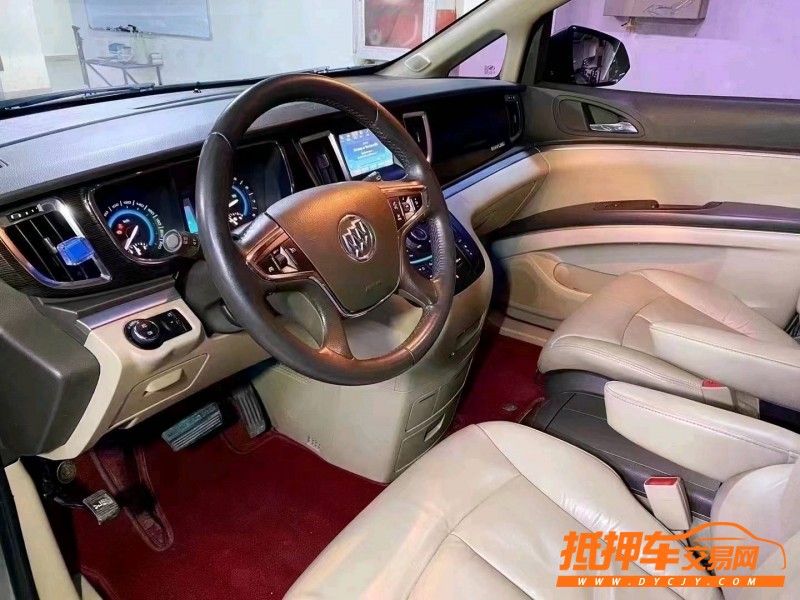 北京16年别克GL86