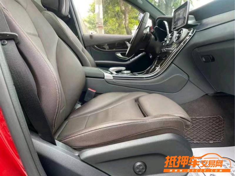吉安19年奔馳GLC6