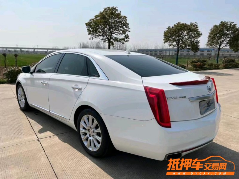 盐城13年凯迪拉克XTS7