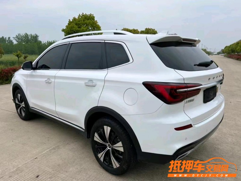 鹽城21年榮威RX55