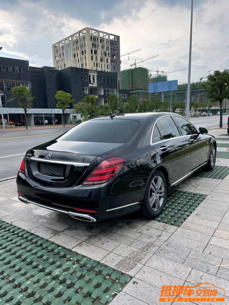 徐州19年奔驰S8
