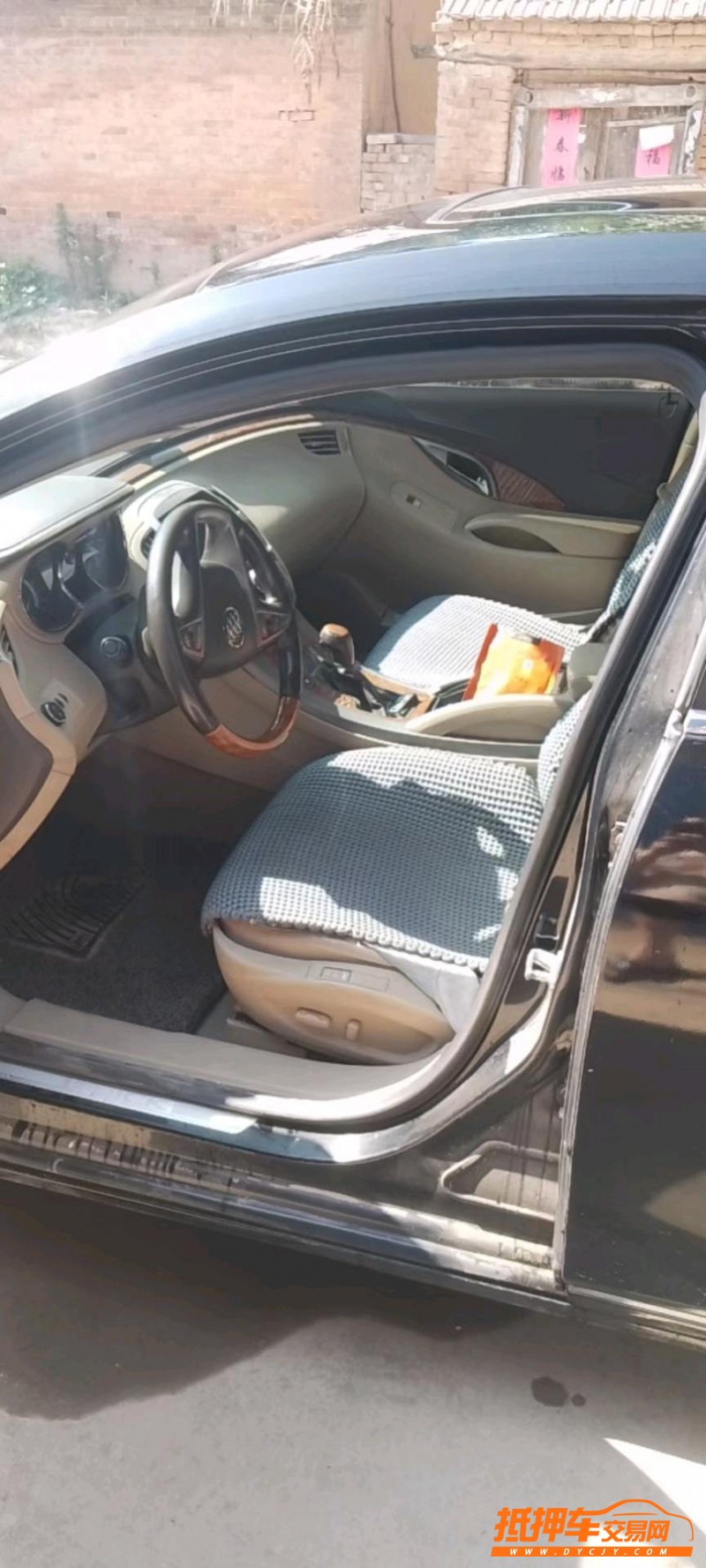 北京11年别克君越5