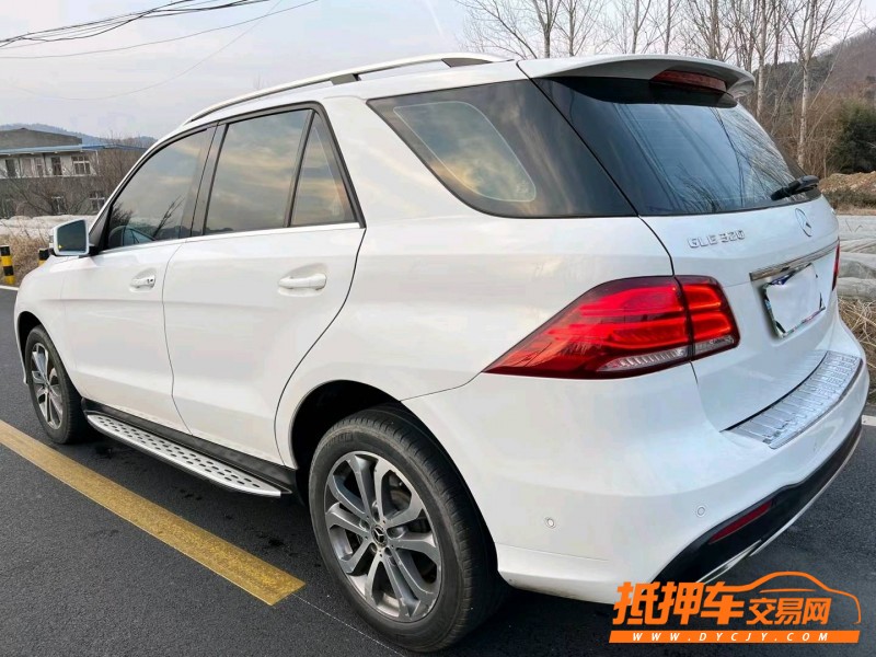 青岛17年奔驰GLE3