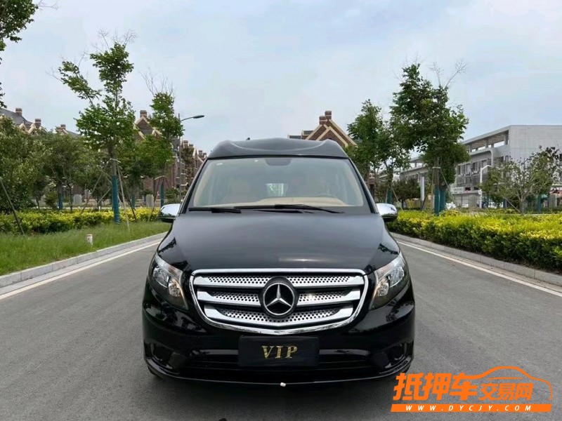 盐城19年奔驰威霆1