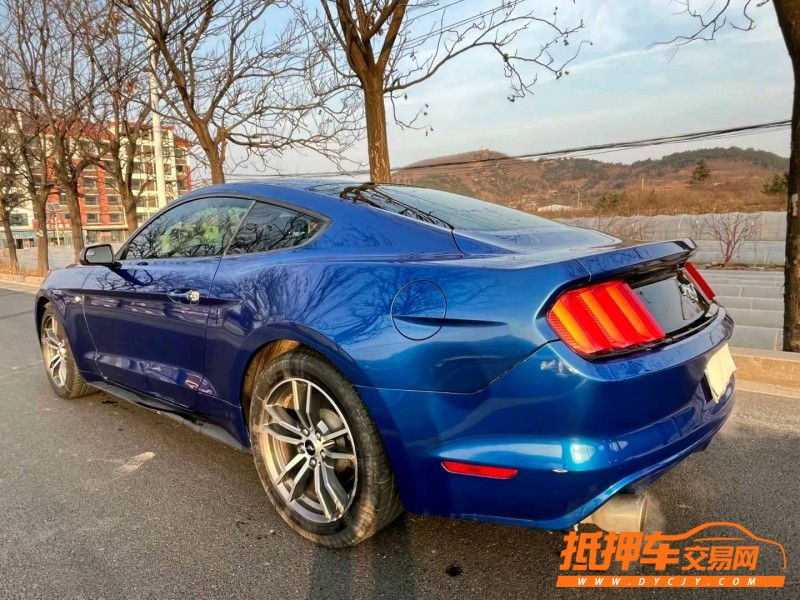 青岛17年福特野马3