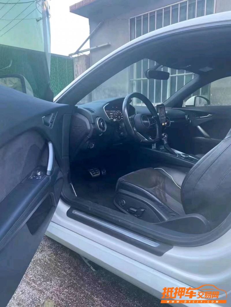 潍坊16年奥迪TT4