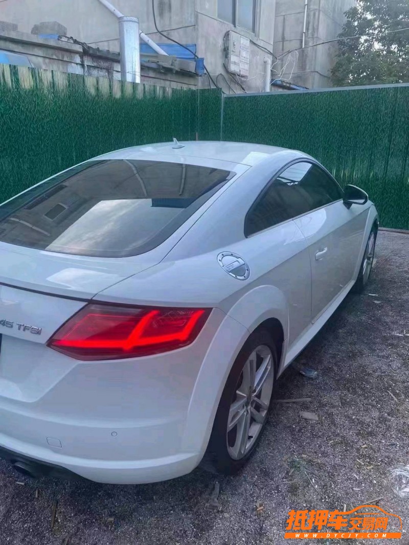 潍坊16年奥迪TT9