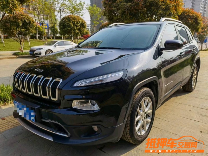 鄂州18年Jeep自由光2