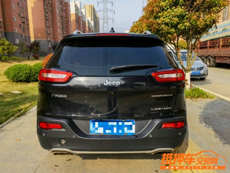 鄂州18年Jeep自由光9