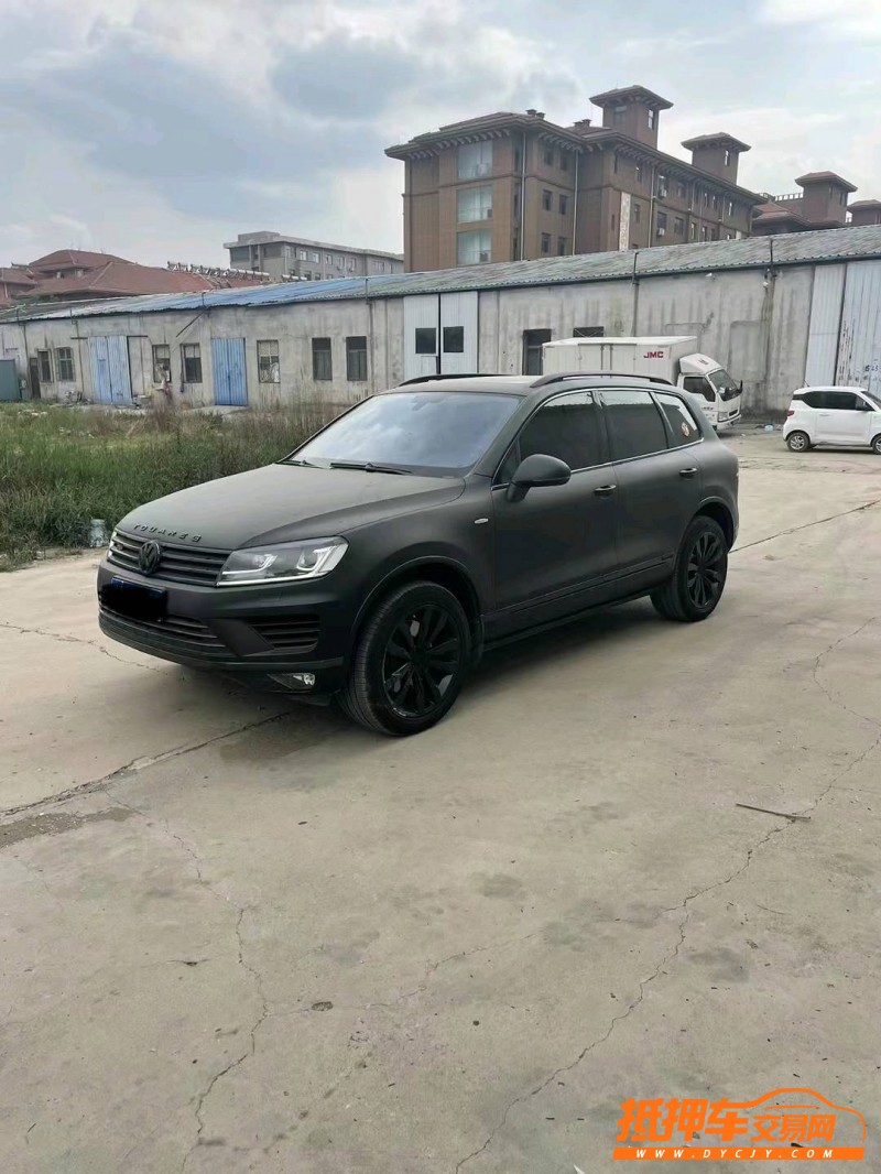 潍坊17年大众途锐8