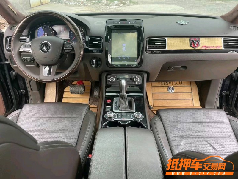 潍坊17年大众途锐5