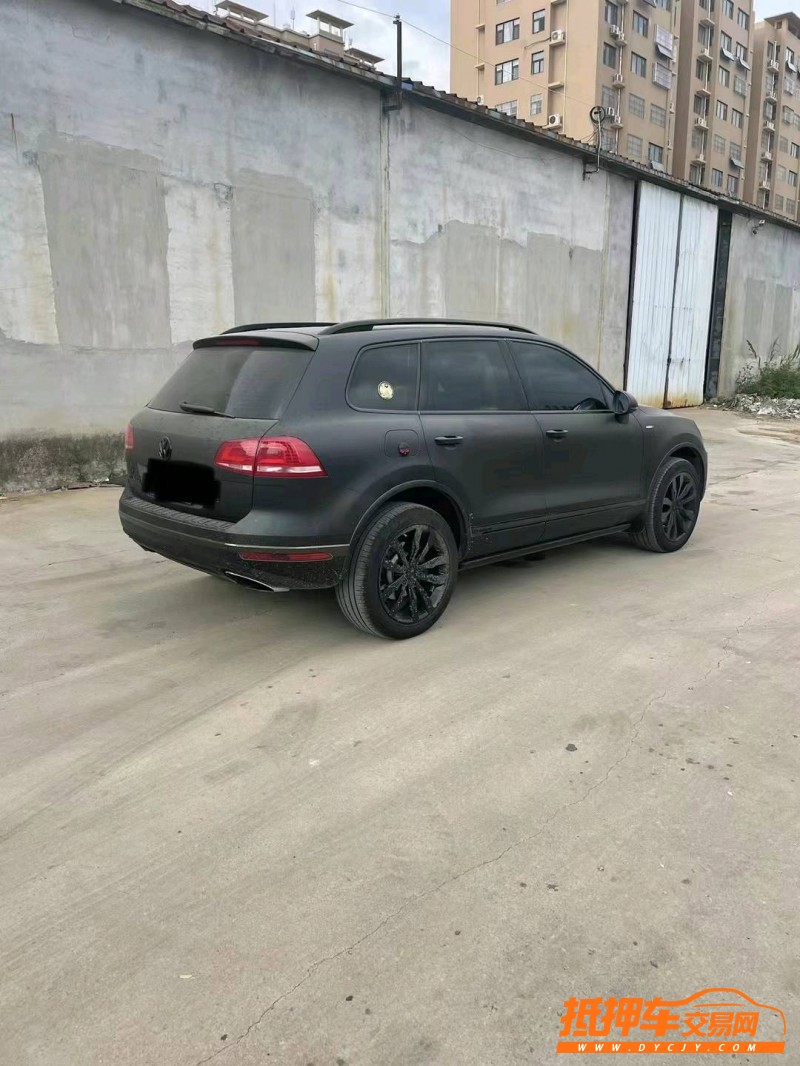 潍坊17年大众途锐3