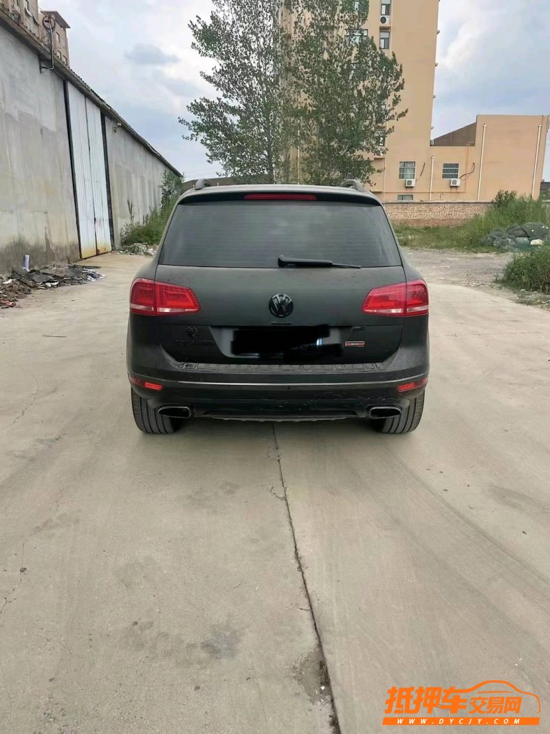 潍坊17年大众途锐1