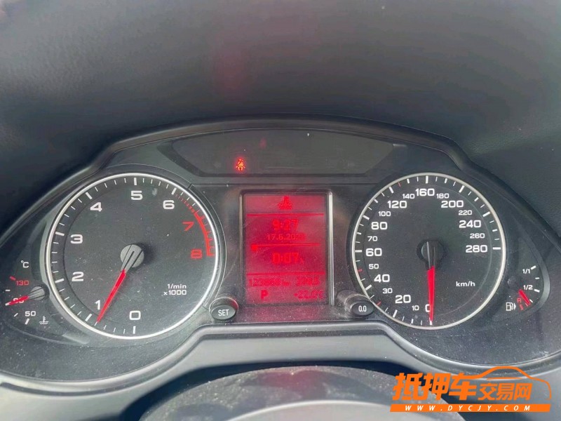紹興11年奧迪Q53