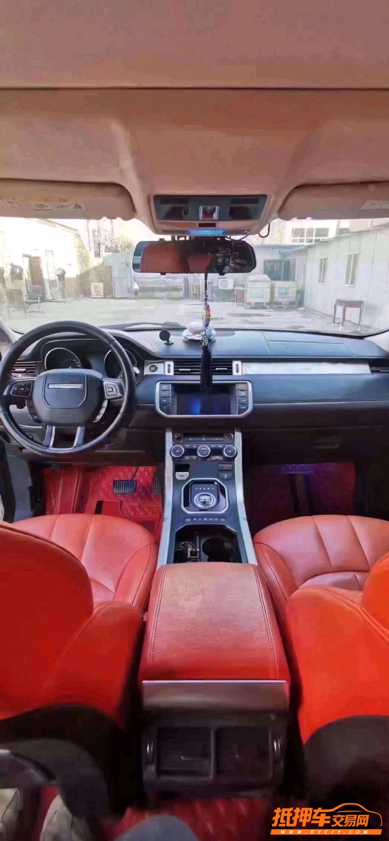 北京12年路虎极光6