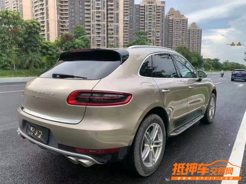 廣州14年保時捷Macan7