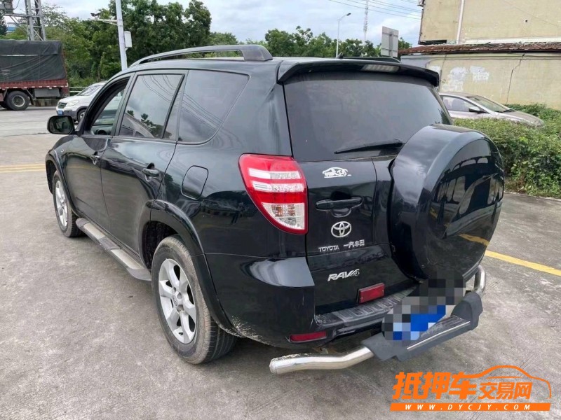 欽州10年豐田RAV44