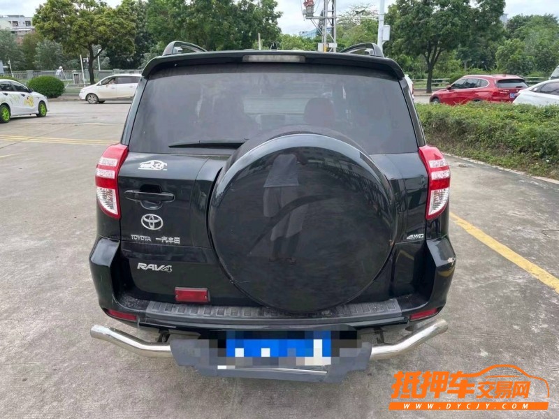 欽州10年豐田RAV45
