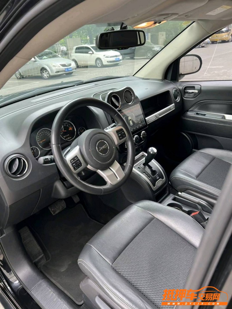 沈阳16年Jeep指南者8