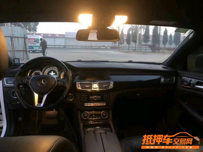 徐州14年奔驰CLS5