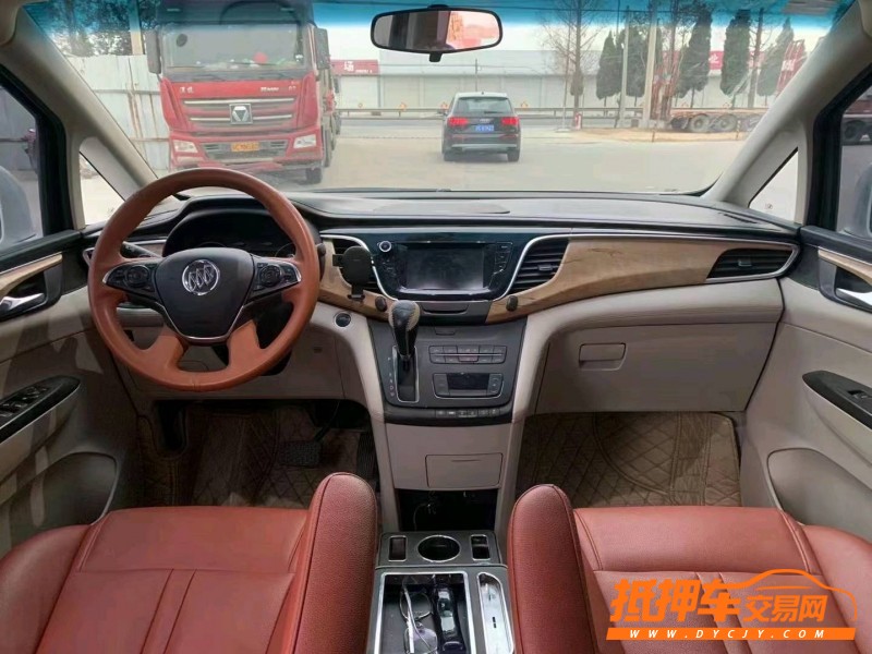 徐州18年别克GL83