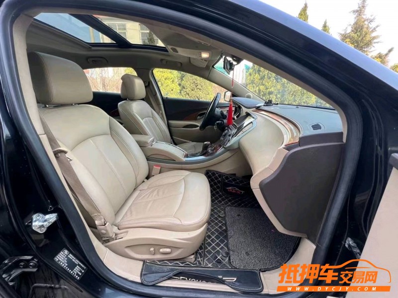 烟台11年别克君越5