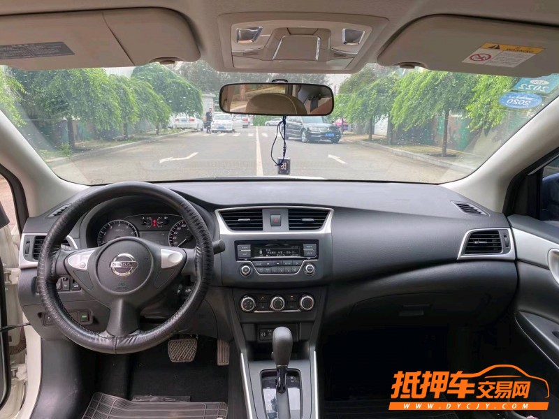 沈陽20年日產軒逸8