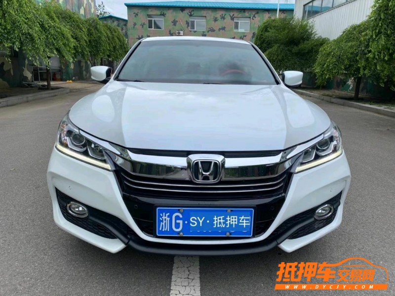 沈阳17年本田雅阁1