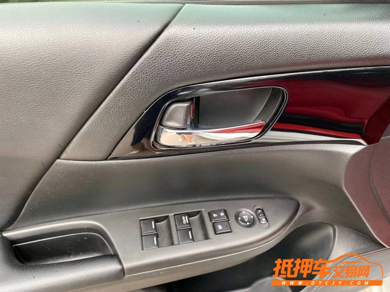 沈阳17年本田雅阁3